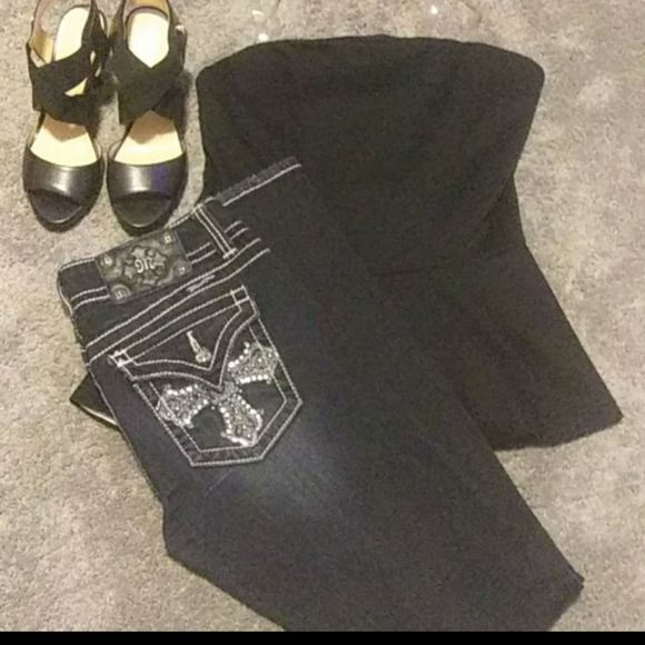 Miss Me Skinny Jeans - Picture 8 of 9